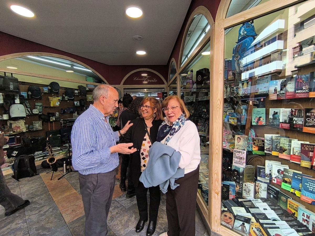 En imágenes: Así fue la fiesta del medio siglo de la librería Treito En imágenes: Así fue la fiesta del medio siglo de la librería Treito