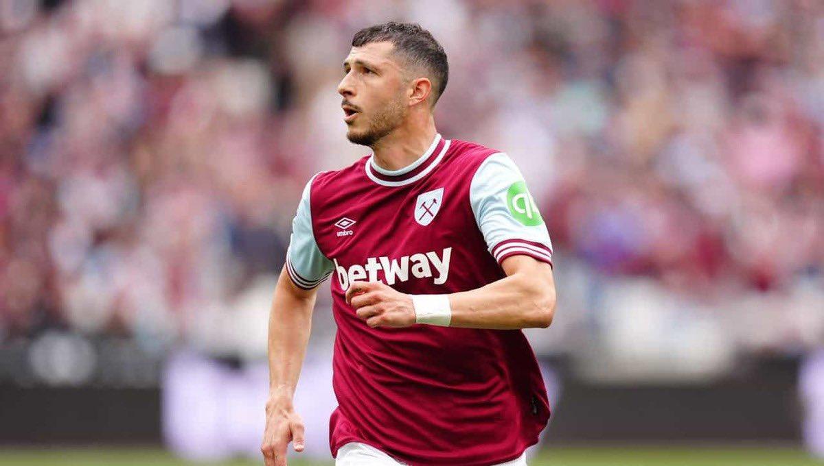 Guido Rodríguez con la camiseta del West Ham