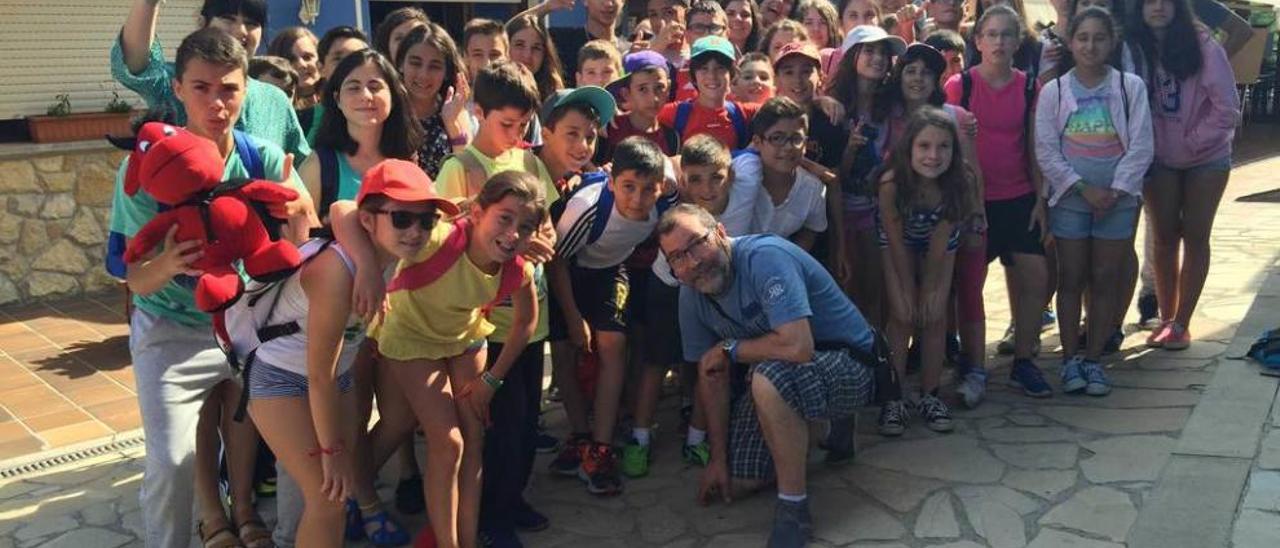 Participantes en el campamento de niños con diabetes impulsado por Asdipas en Cangas de Onís, ayer.