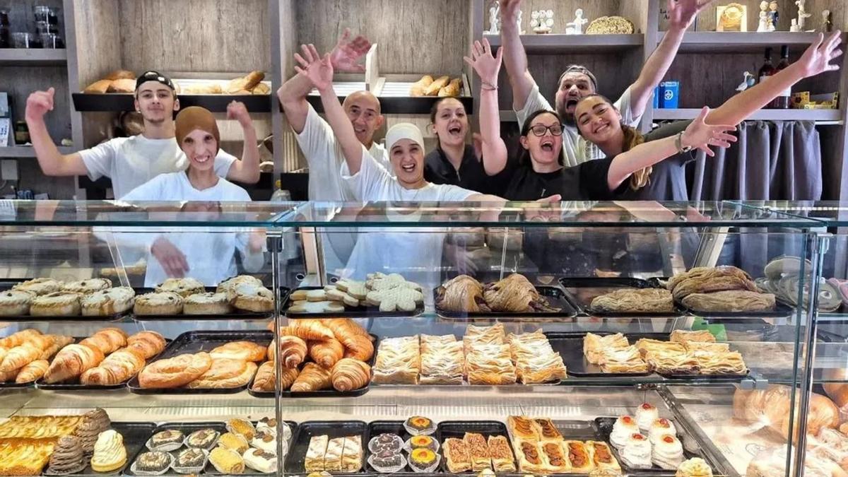 El equipo del Forn Can Rafel de Búger, en Mallorca.
