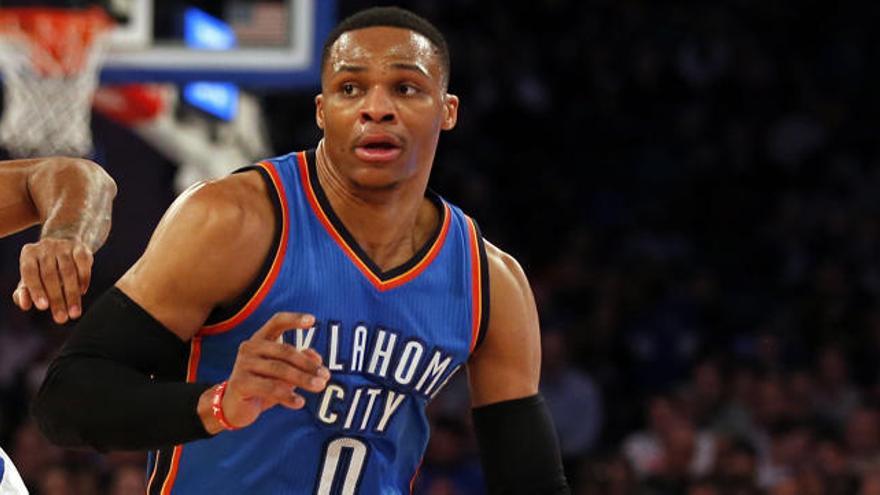 Westbrook acusa a Pachulia de intentar lesionarle