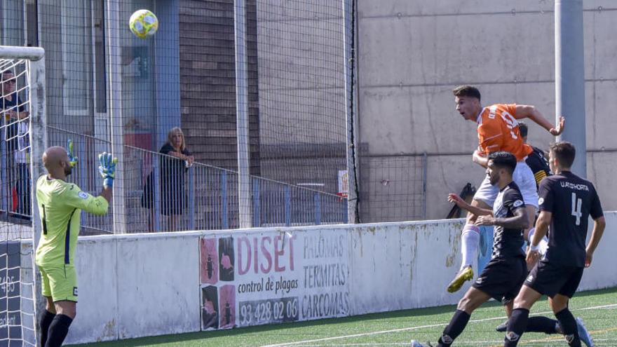 Remat de cap de Dani Ruiz per al Manresa