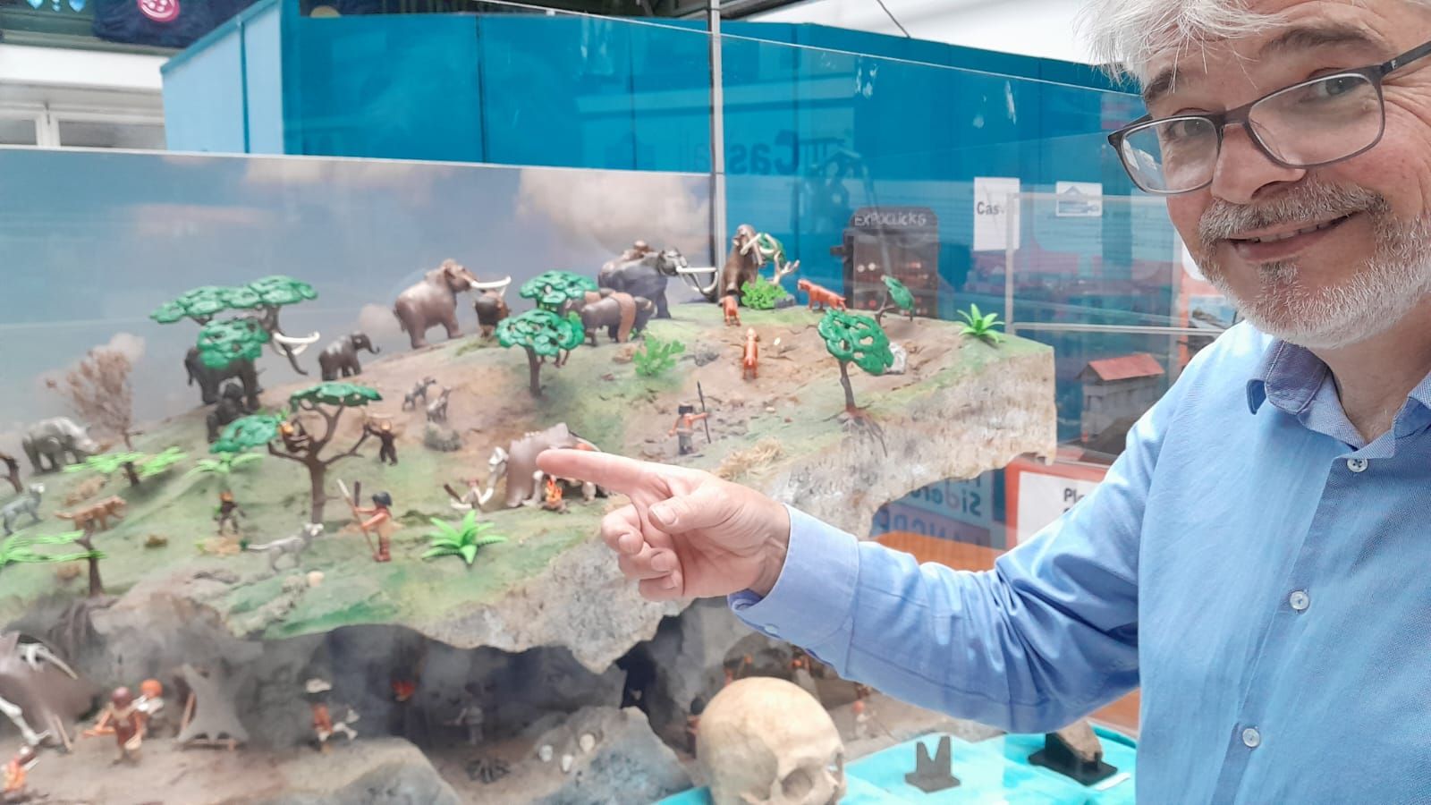 Así es la exposición de Playmobil abierta en El Entrego: un homenaje a la historia de este juguete y también a la de Asturias