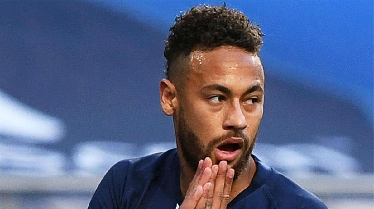 El palo negó a Neymar el gol en semifinales