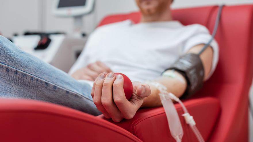 El Gobierno del Reino Unido realizó durante 20 años transfusiones de sangre con VIH y hepatitis C