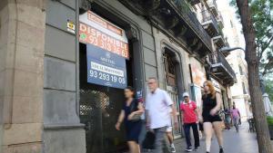 Una consultora immobiliària obre un 'taulell' per a russos i ucraïnesos davant del seu 'boom' inversor a Barcelona