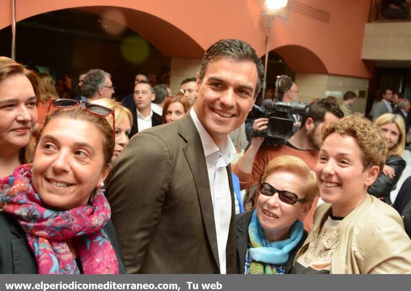 GALERÍA DE FOTOS -- Baño de masas de Pedro Sánchez en Castellón