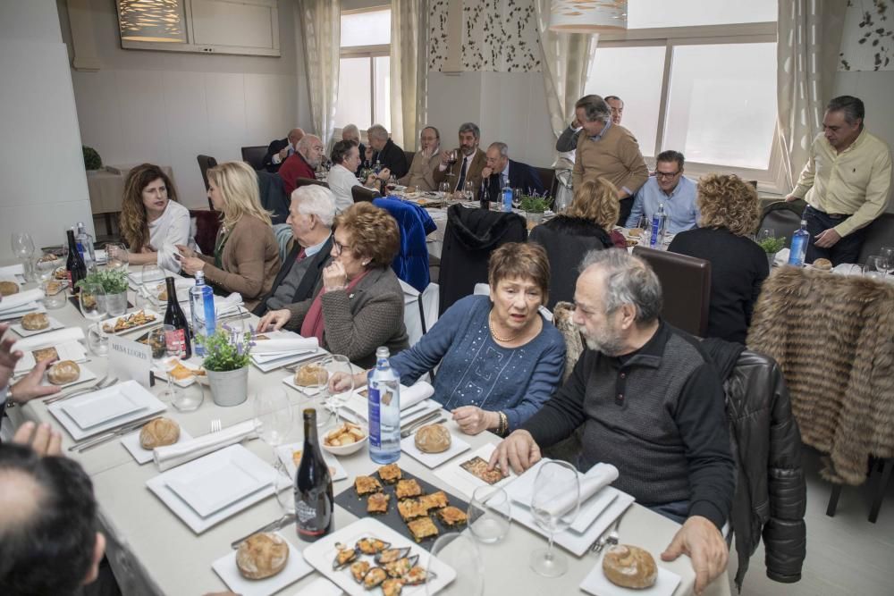 Ferrín: “Hai un Vigo literario e plástico de Laxeiro tan sólido como o aceiro que se solda na ría” .