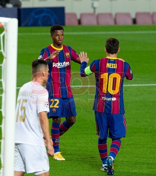 FC Barcelona - Ferencvaros partido correspondiente a la jornada 1 del grupo G de la UEFA Champions League disputado en el Camp Nou