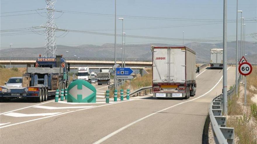 La Junta licita los trabajos de mejora de la señalización en carreteras autonómicas