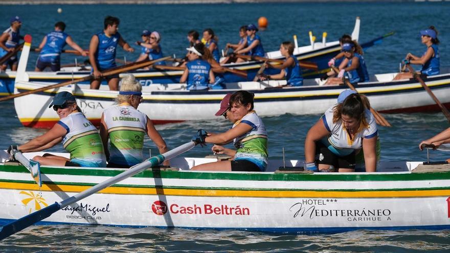 La Liga Provincial de Barcas de Jábega llega a Torre de Benagalbón