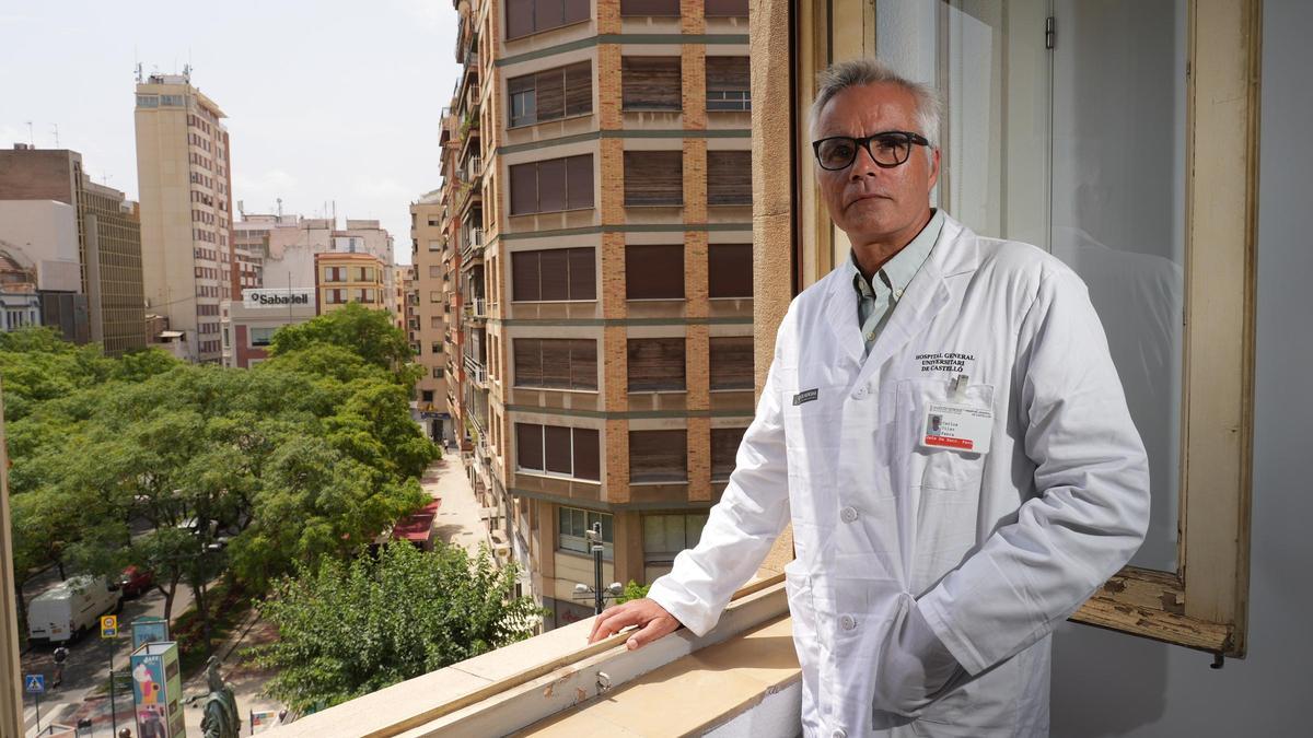 Entrevista al presidente del colegio de Médicos de Castellón, Carlos Vilar