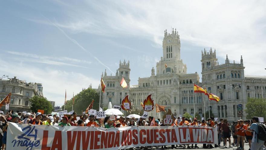 onas recorren Madrid en defensa de una vivienda "digna" y frente a los "ataques del rentismo"