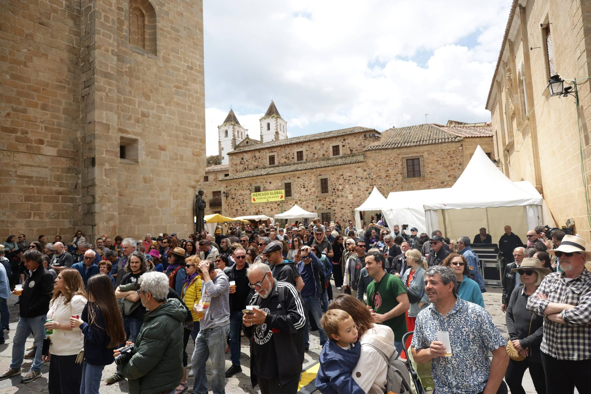 Las imágenes del concierto de Conjunto Santo Antonio, el primero de este sábado en Womad Cáceres