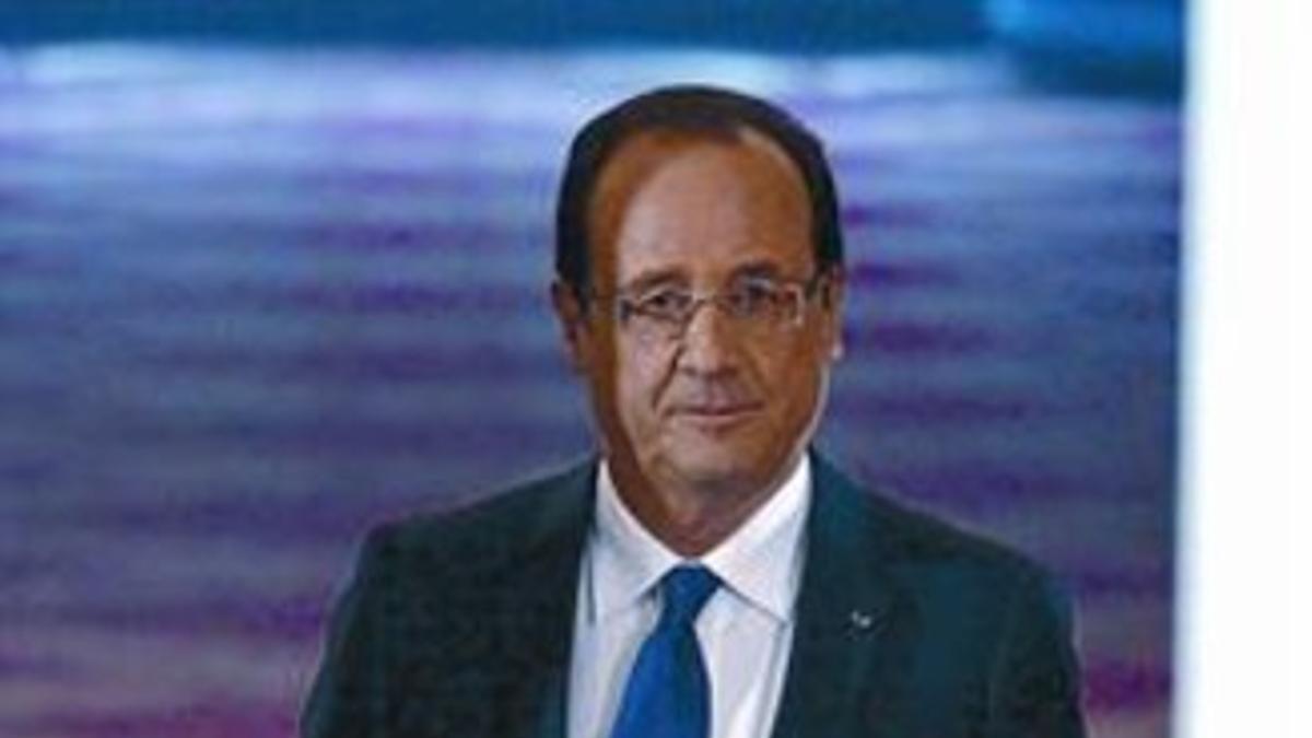 Hollande, ayer antes de su rueda de prensa.