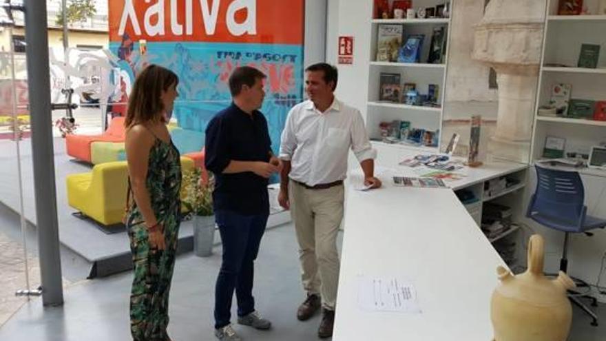 Campos alaba el potencial de  la Fira d&#039;Agost