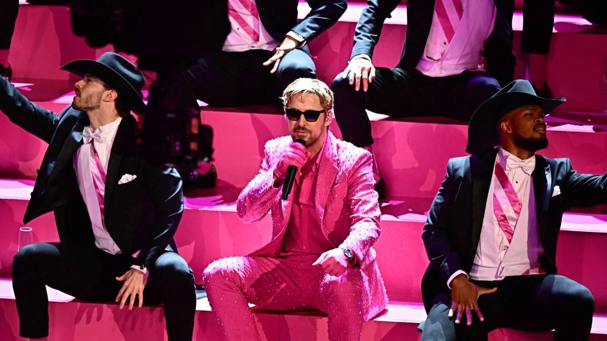 Ryan Gosling protagoniza el mejor momento de los Premios Oscar 2024 con su interpretación de 'I´m just Ken'
