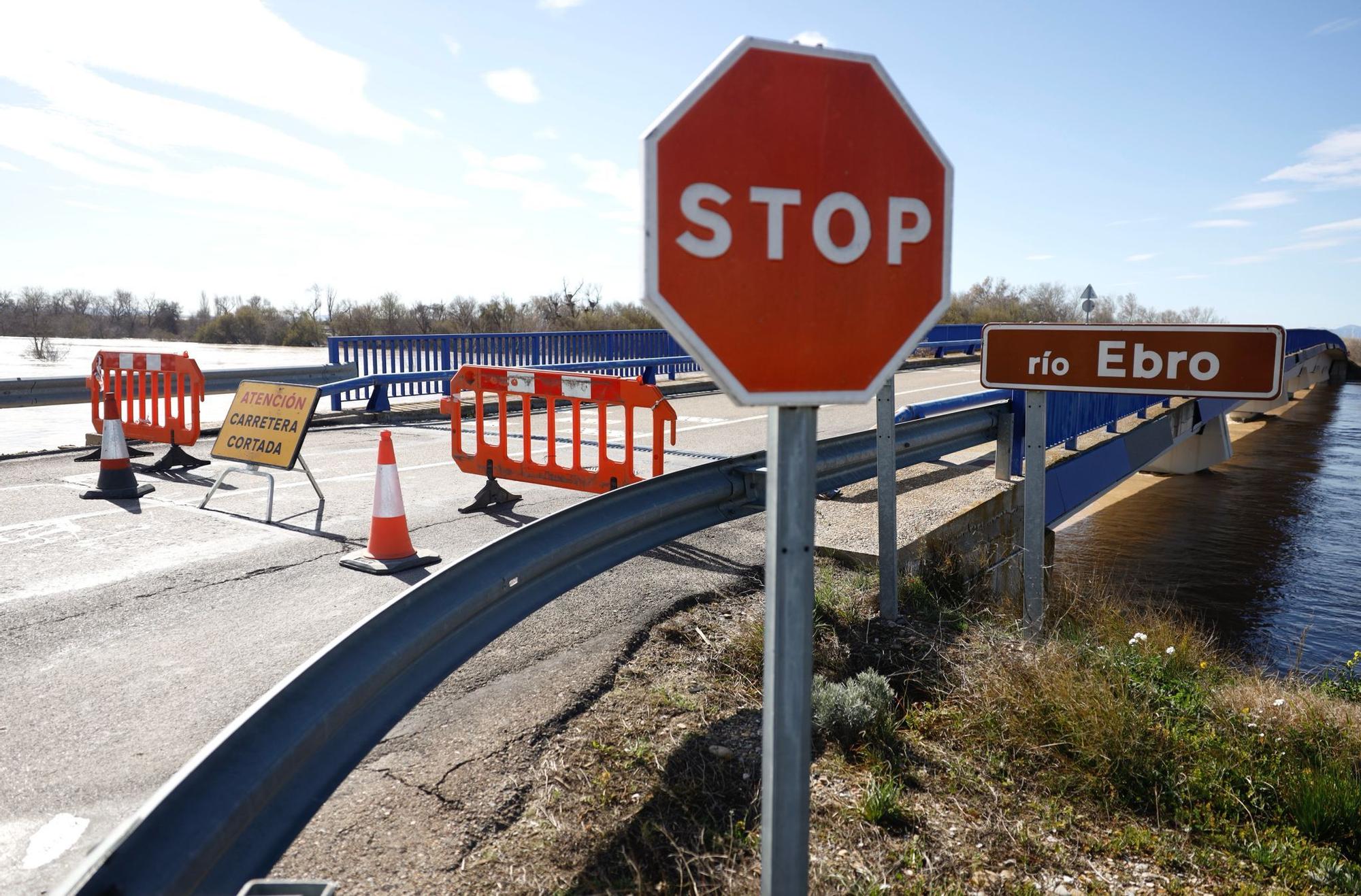 En imágenes | Así transcurre la crecida del Ebro a su paso por Aragón