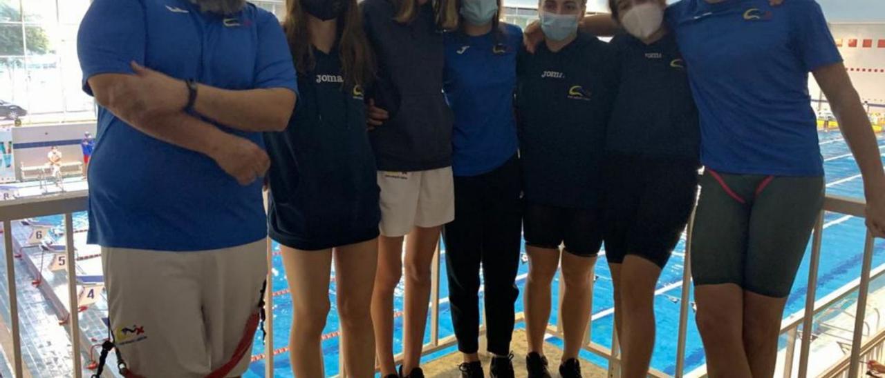 Nadadores del club de Xàtiva en el Autonómico Infantil de Invierno, en la piscina de Elx. | CN XÀTIVA