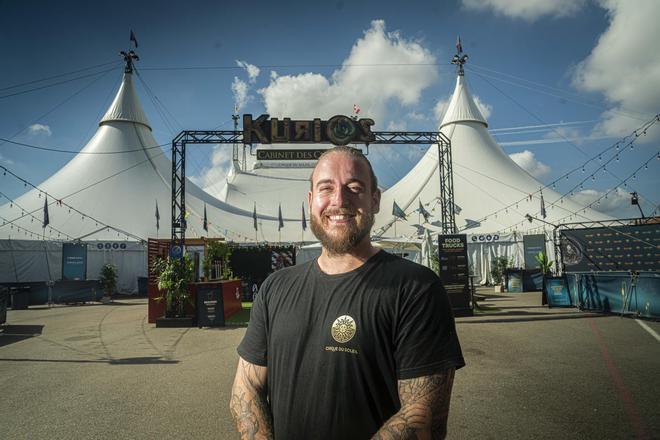 Las últimas funciones del Cirque du Soleil en L'Hospitalet a través de tres figuras 'invisibles': "Siempre hay adrenalina, es en directo