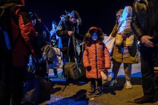España facilita la salida de refugiados suavizando restricciones para volar