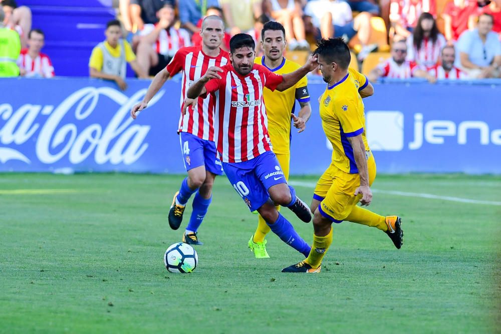 El partido entre el Alcorcón y el Sporting, en imágenes