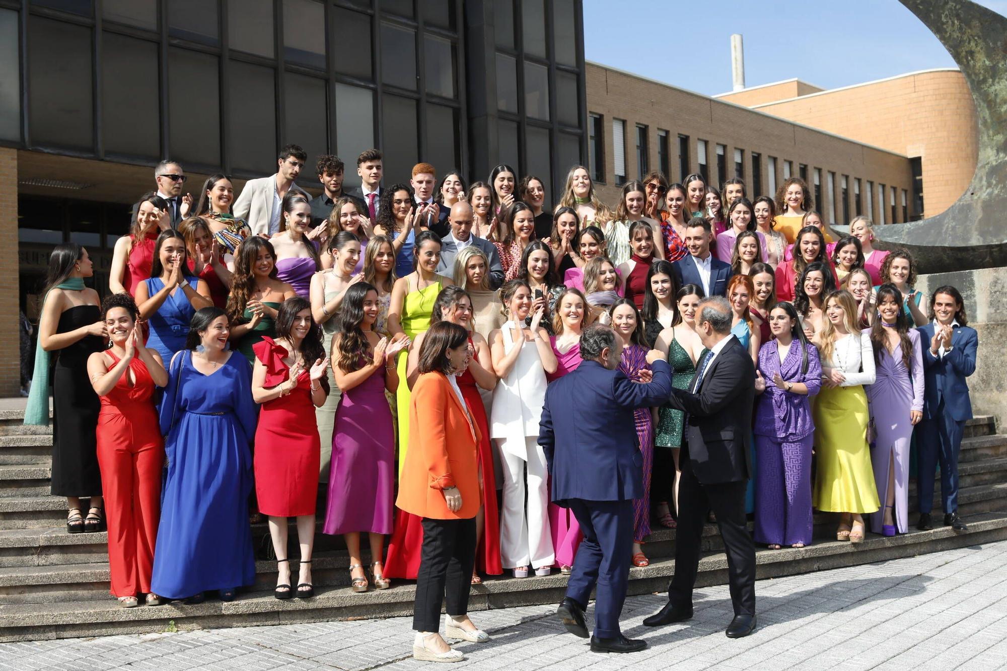 La graduación de la Facultad de Enfermería de Gijón, en imágenes