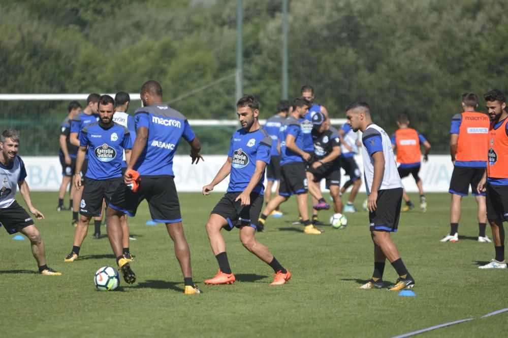 Entrenamiento en la ciudad deportiva de Abegondo el 16 de agosto de 2017.