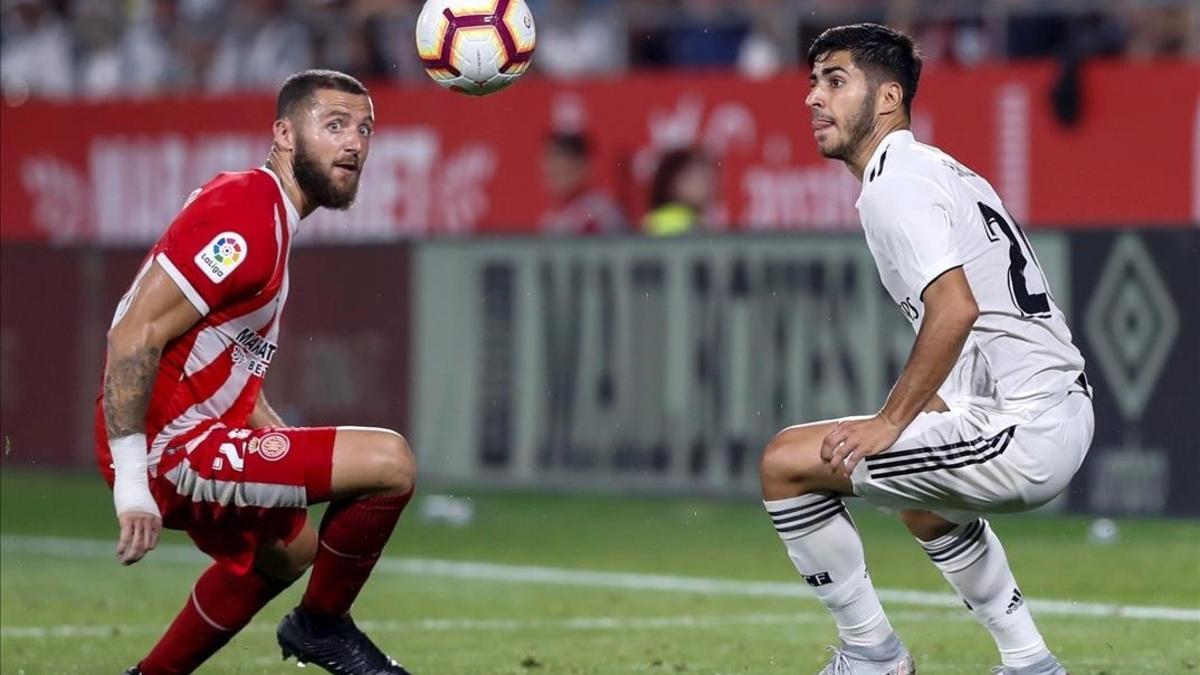 Timor y Asensio, en el Girona-Madrid de la segunda jornada de Liga.