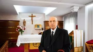 «Seré sacerdote hasta que me muera»