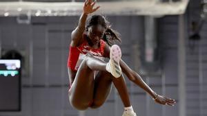 Fátima Diame, bronce en longitud en Glasgow.