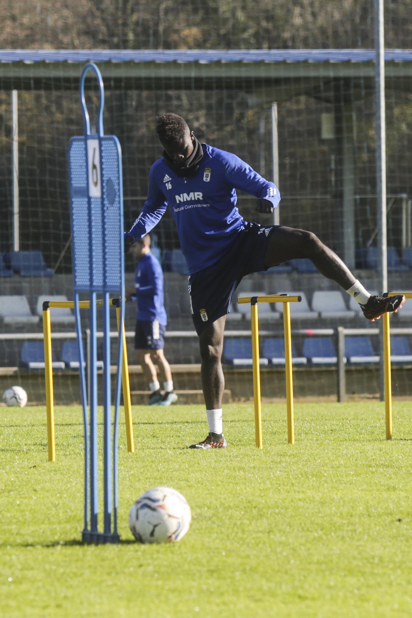 El último entrenamiento del Oviedo antes de recibir al Fuenlabrada