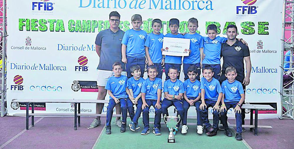 SUBCAMPEÓN: Consell. Prebenjamín Liga A