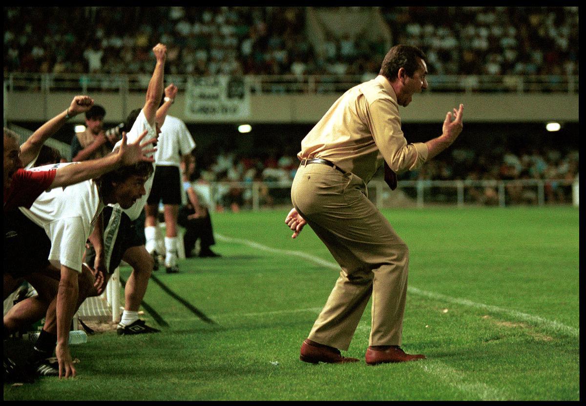 Pepe Escalante, en el ascenso del Córdoba CF en Cartagena, meses antes de dicha dinámica.