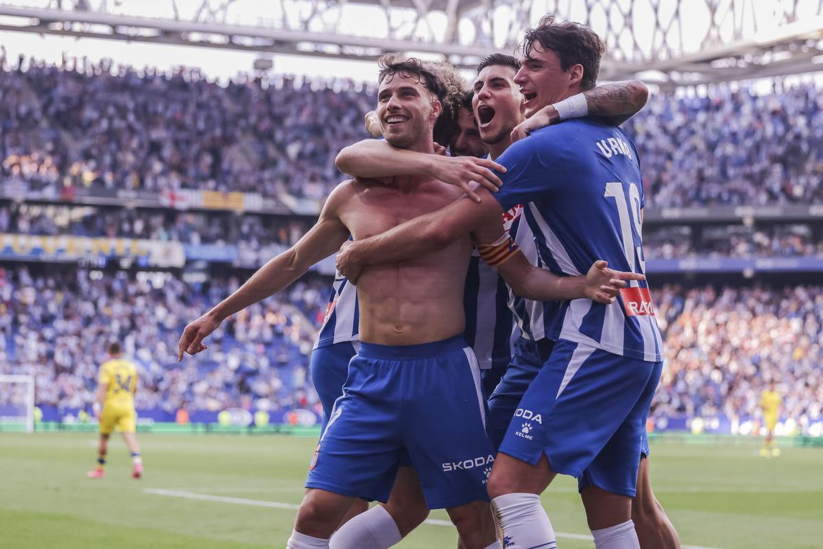 Javi Puado of RCD Espanyol celebrates a goal with his teammates during the Spanish league, La Liga EA Sports, football match played between RCD Espanyol and UD Las Palmas at RCDE Stadium on May 24, 2025 in Cornella, Barcelona, Spain. AFP7 24/05/2025 ONLY FOR USE IN SPAIN. Javier Borrego / AFP7 / Europa Press;2025;SPORT;ZSPORT;SOCCER;ZSOCCER;RCD Espanyol v UD Las Palmas - La Liga EA Sports;