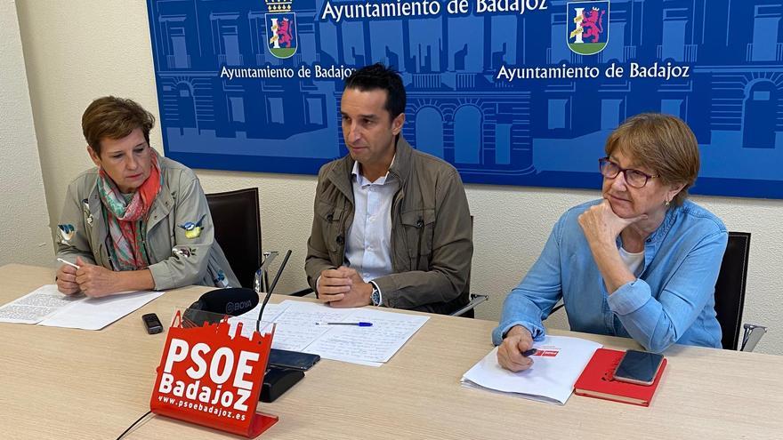 El PSOE reclama mejorar el funcionamiento de los centros de mayores de Badajoz