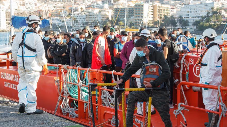 Migrantes interceptados en aguas de Canarias.