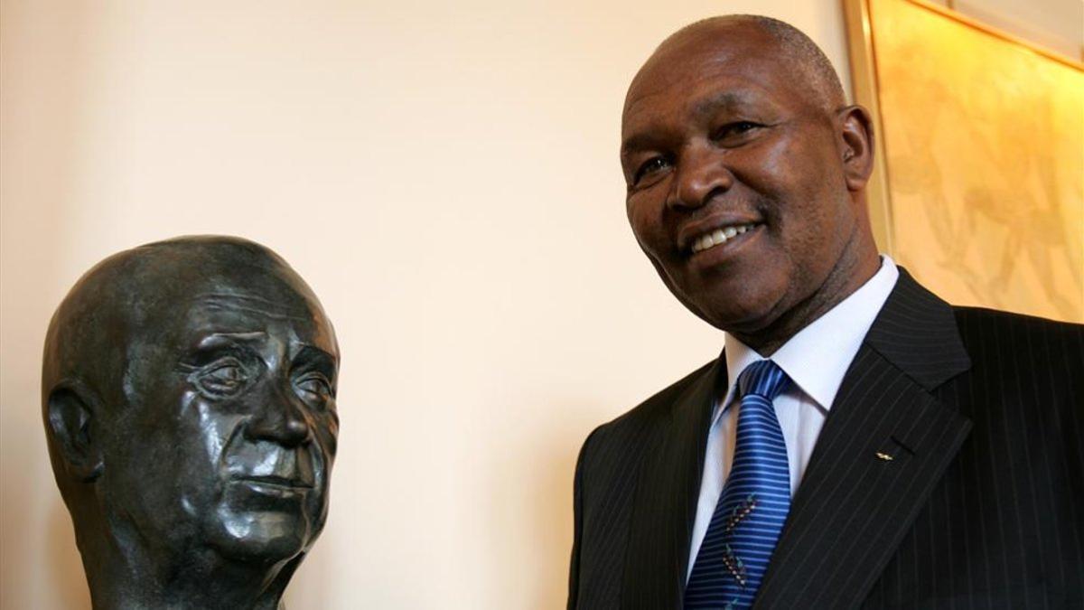 Kipchoge Keino acusado de de corrupción y malversación