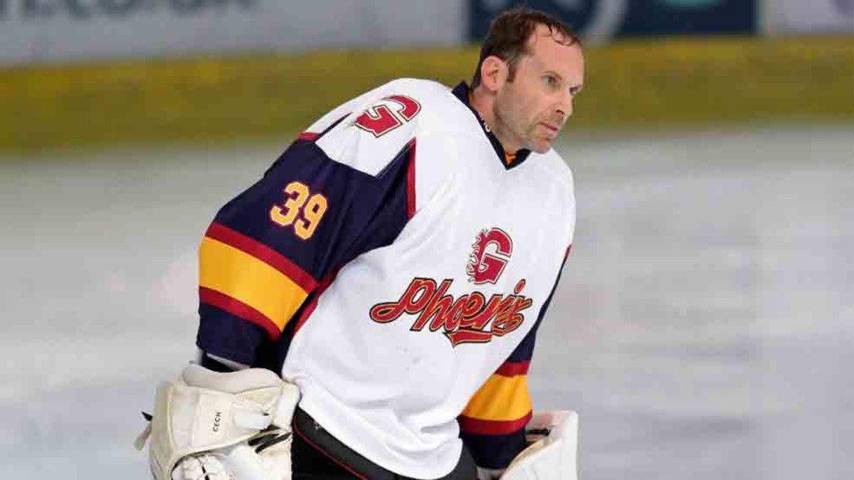 Petr Cech, portero del Guildford Phoenix de hockey sobre hielo