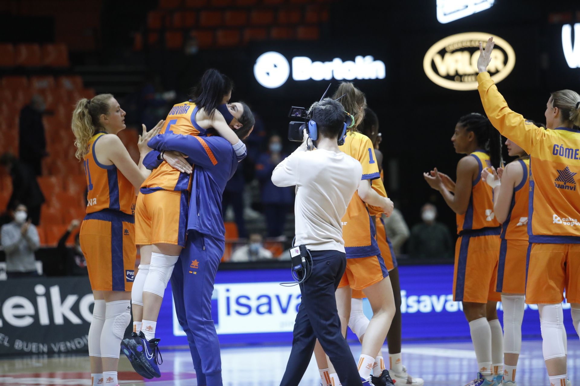 El Valencia Basket elimina al Ormanspor: Las mejores fotos