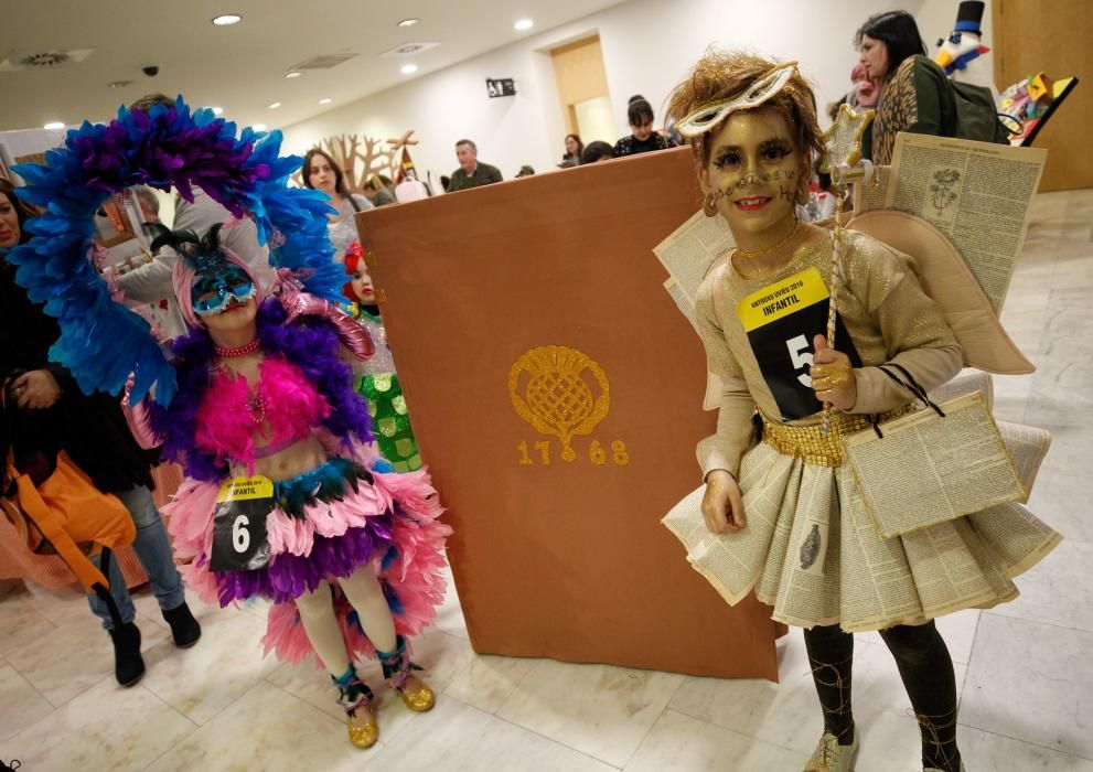 Carnaval infantil en el Calatrava de Oviedo