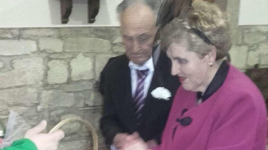 Carmen de Barrio y Elíseo Rábano celebran sus Bodas de Diamantes en Granja de Moreruela