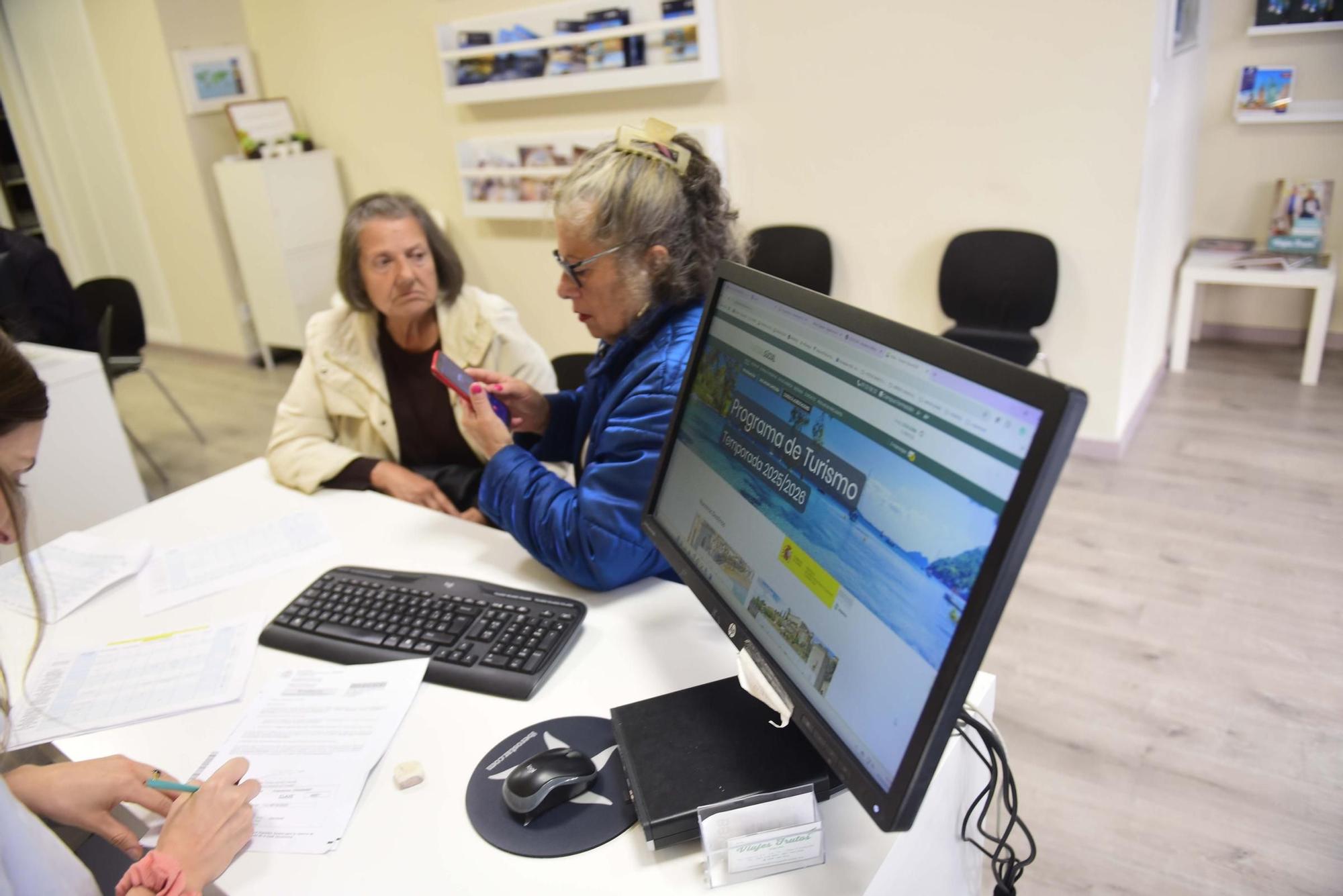 Las agencias de viajes de A Coruña, ante una nueva oleada de solicitudes del Imserso