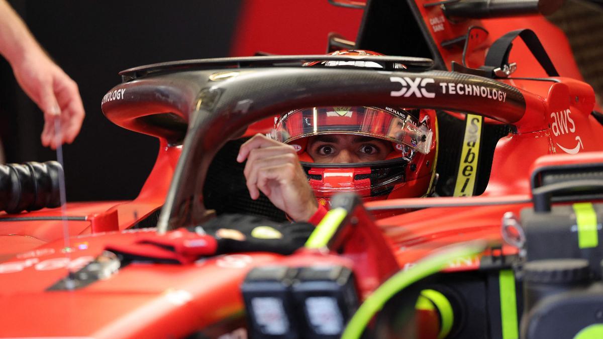 Carlos Sainz, frustrado tras la carrera en Abu Dhabi