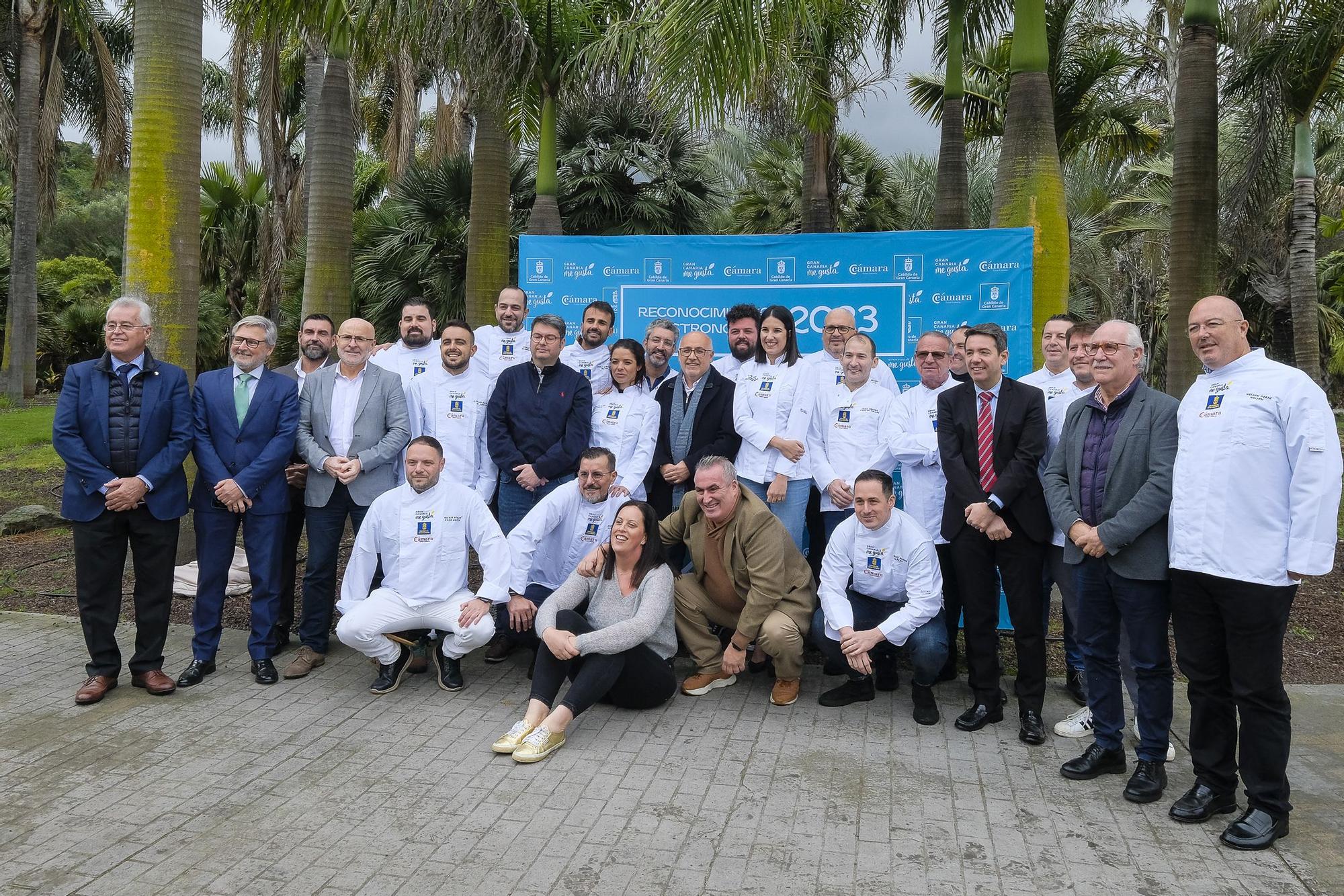 El Cabildo de Gran Canaria homenajea a los galardonados con las Guías Michelin y Repsol 2023