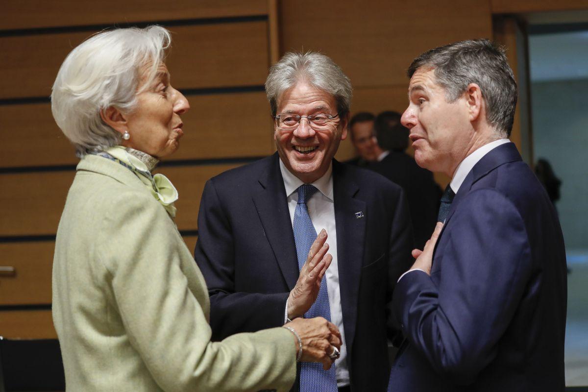 La presidenta del BCE, Christine Lagarde, el comisario de Economía, Paolo Gentiloni, y el presidente del Eurogrupo, Paschal Donohoe.
