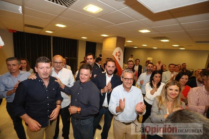 Ambiente de la noche electoral en la sede de Cs