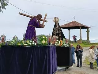 GALERÍA | La procesión del Encuentro de Fermoselle, en imágenes