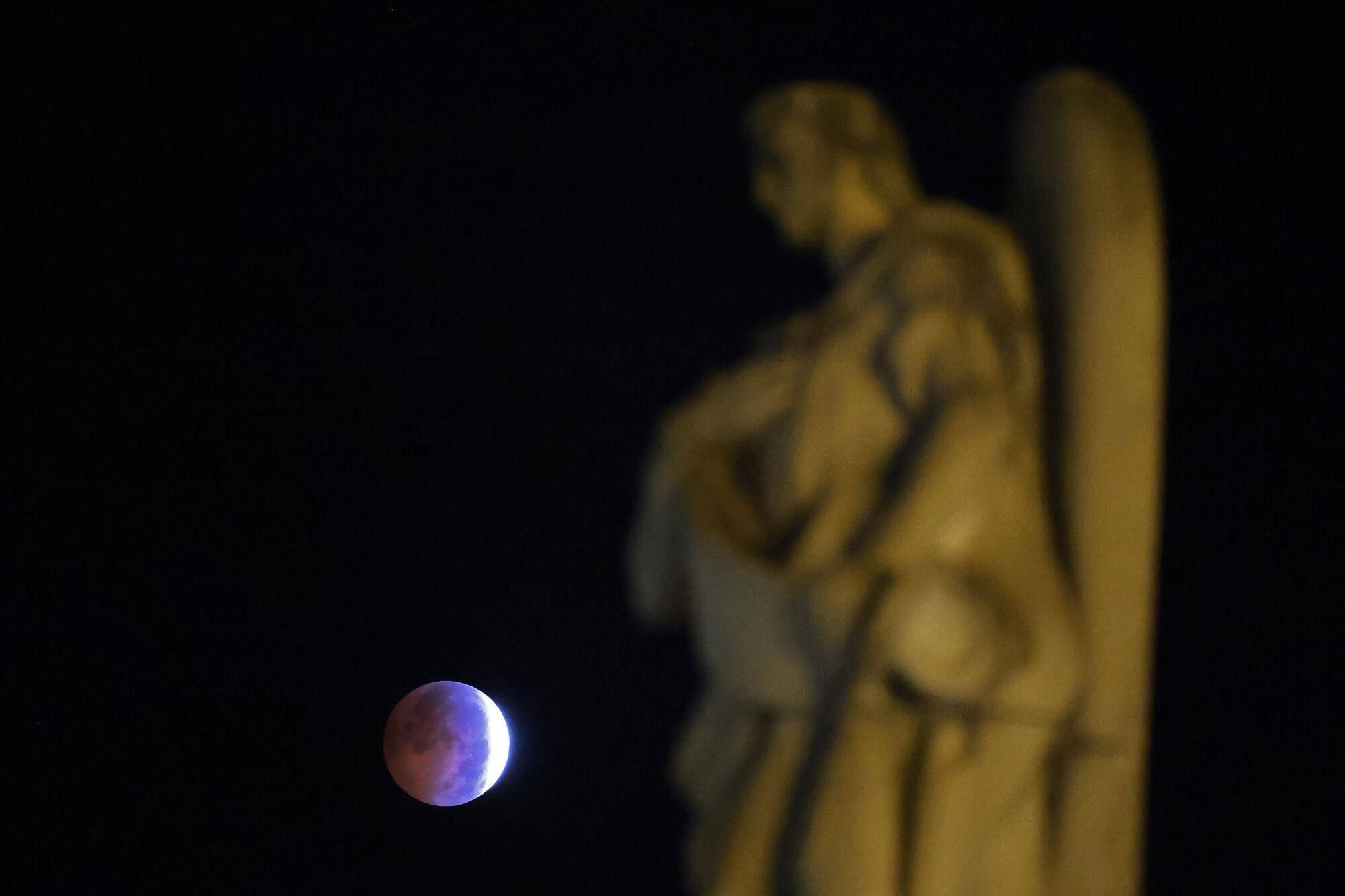 La Luna se tiñe de rojo sobre Córdoba
