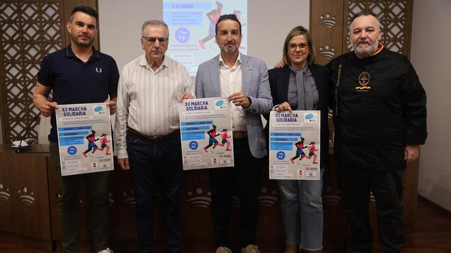 La Diputación se suma a la XII Marcha solidaria de Adifisa en Alburquerque